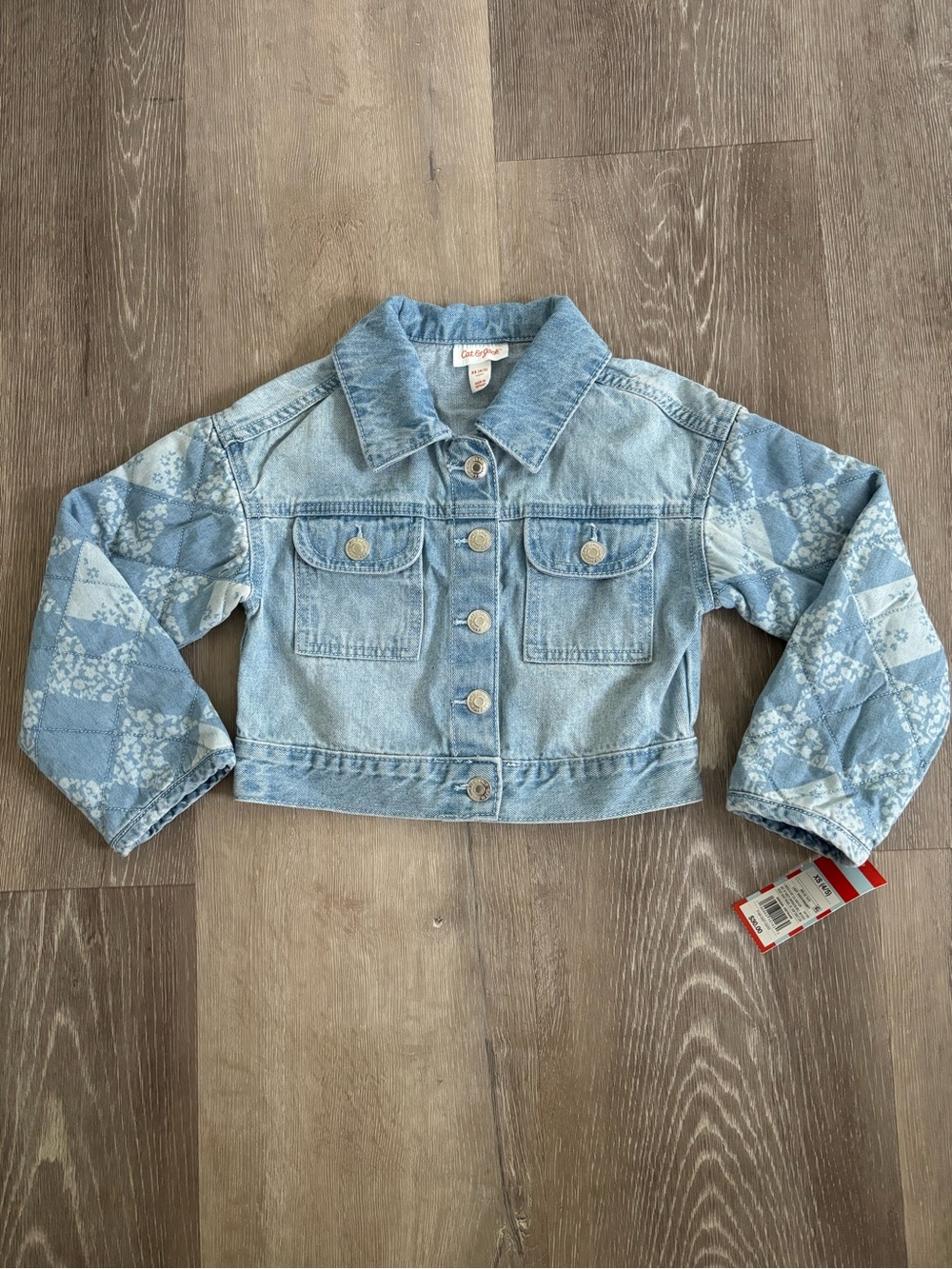 Cat & Jack Size XS (4/5) Light Wash Denim Jacket with Patterned Sleeves